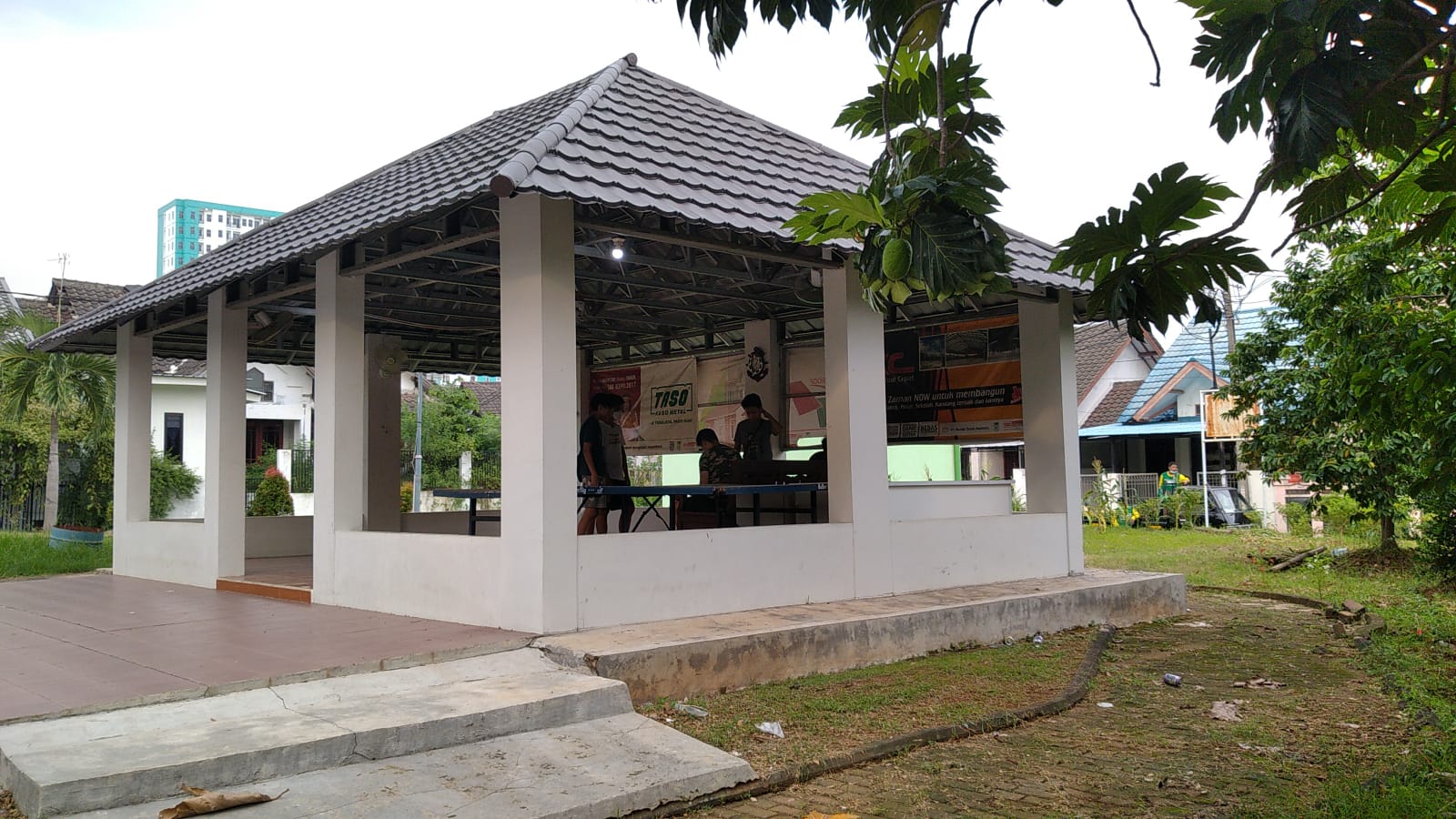 Bangunan serba guna untuk warga perum taman sentosa