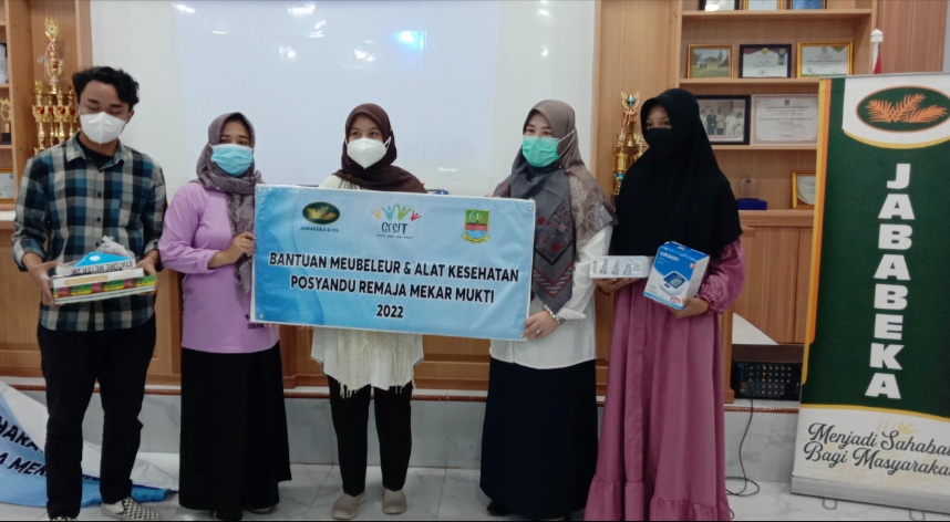 Meubeleur & Alat Kesehatan Posyandu Remaja