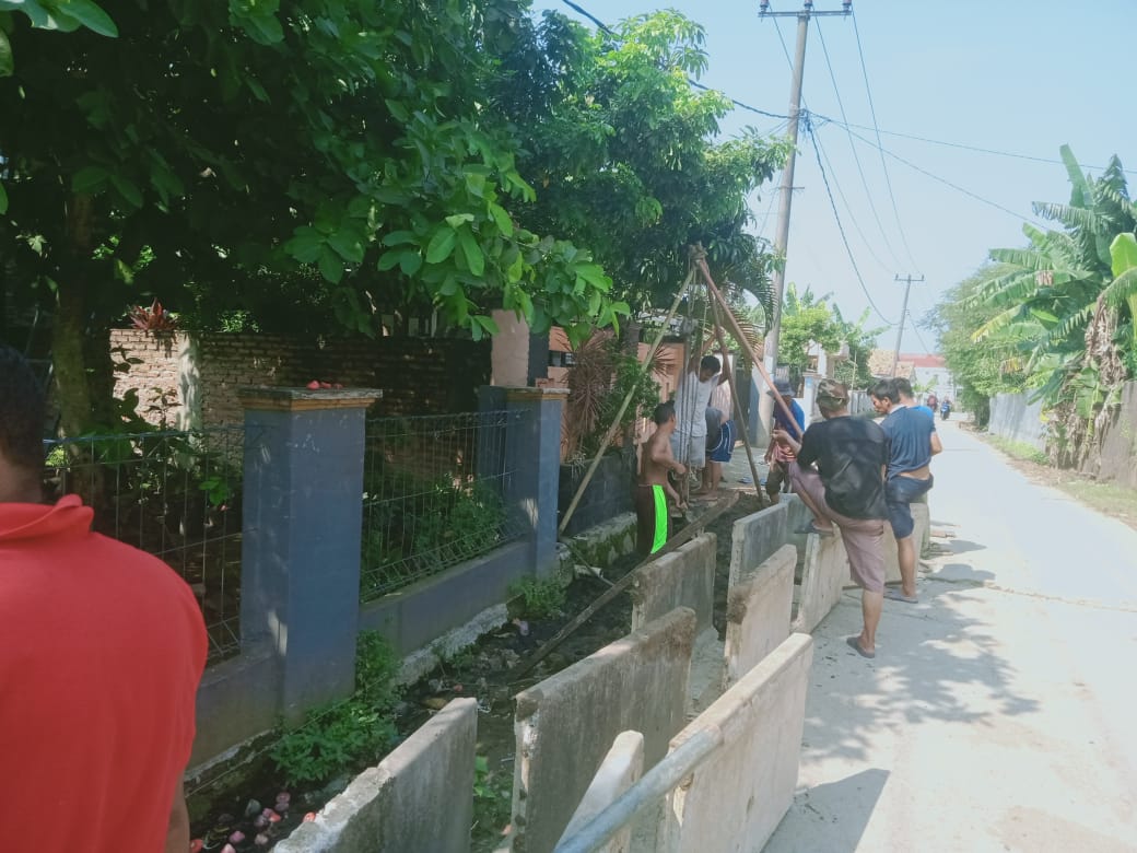 Bantuan U Ditch untuk saluran drainase Mesjid Al Musyawaroh