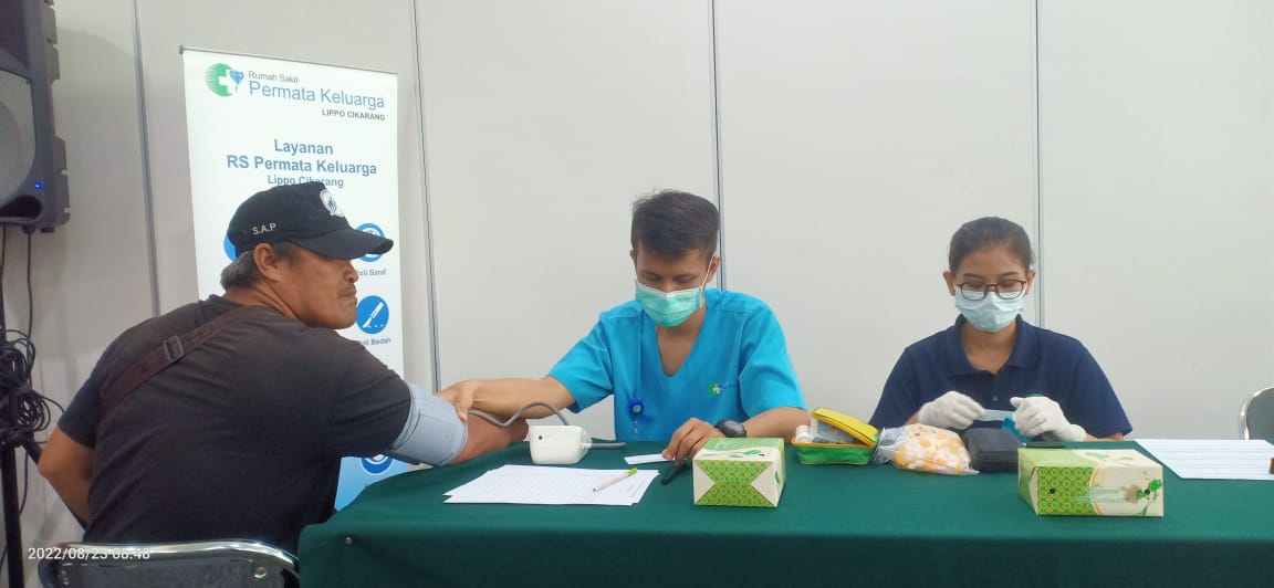 Safety Riding Bersama Ojek Kawasan EJIP