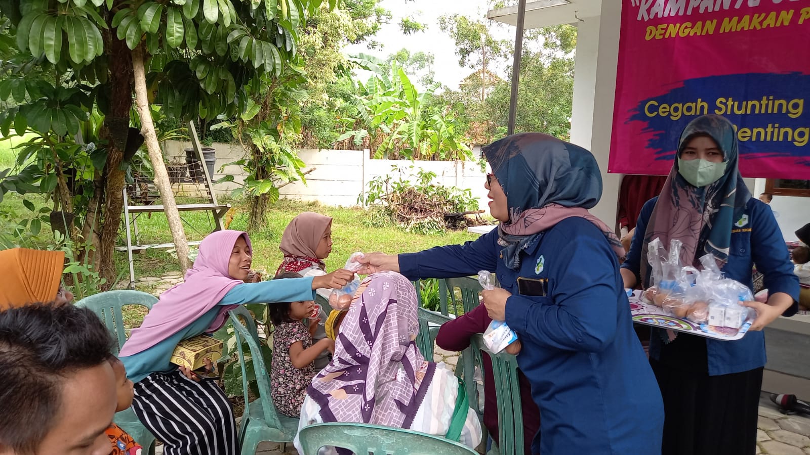 Bantuan makanan bergizi dan susu untuk penangulangan Stunting