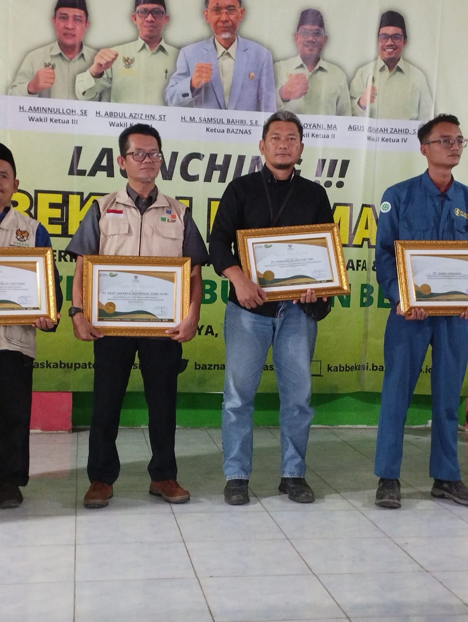 Bantuan 1 unit motor dalam rangka program Bekasi Permata
