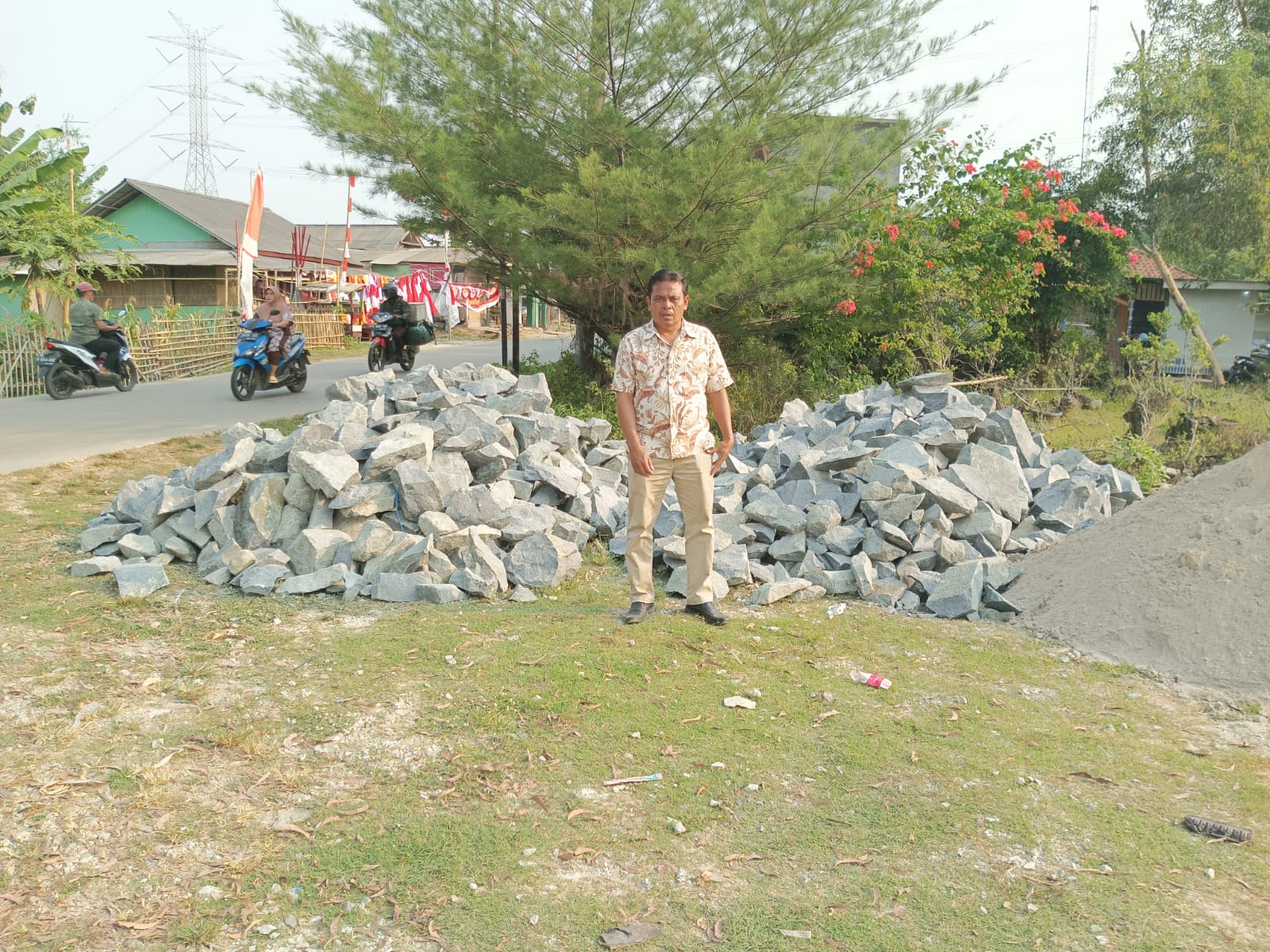 Bantuan material pembuatan gorong-gorong