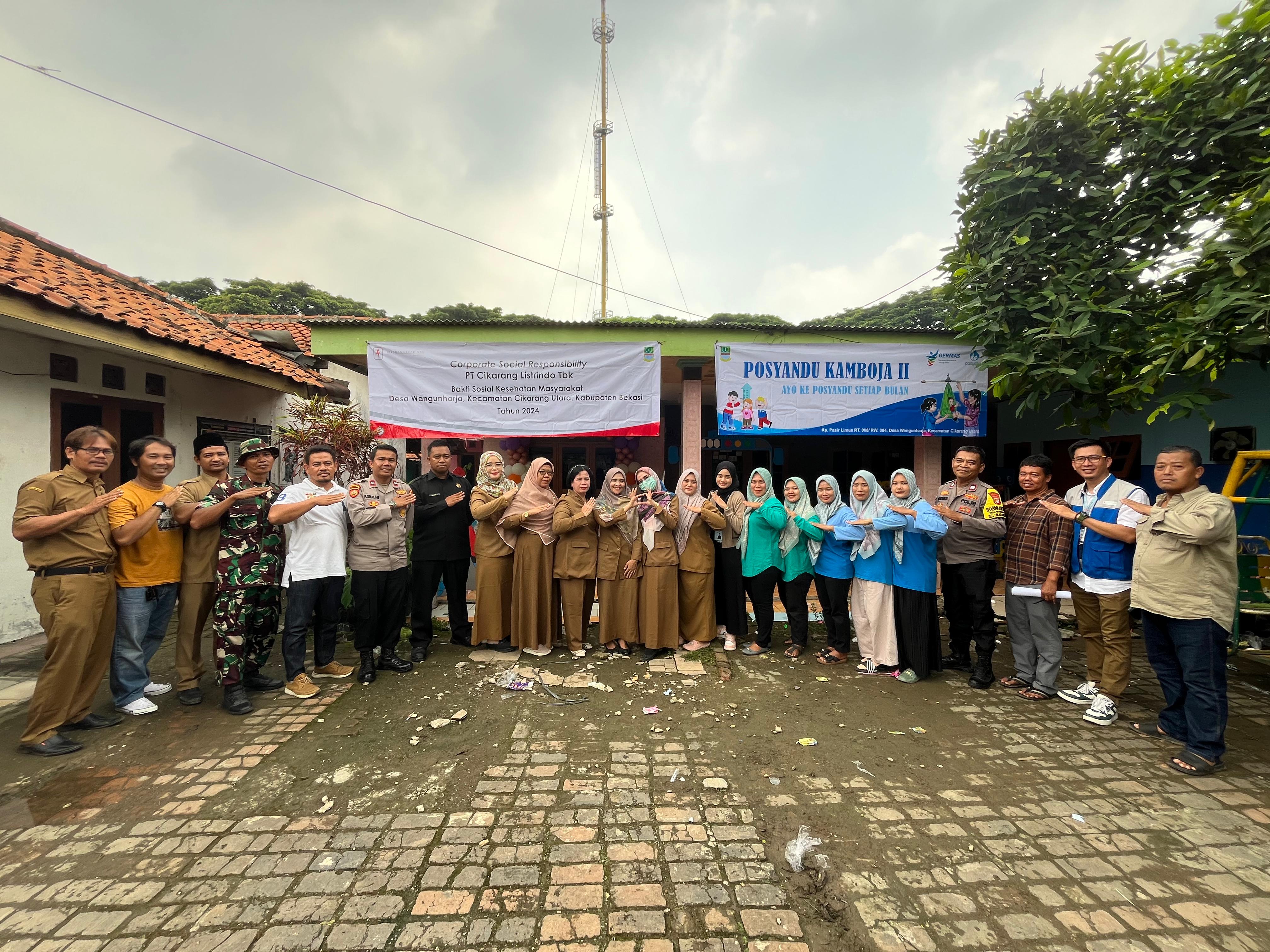Program Bakti Sosial Kesehatan pengobatan dan posyandu