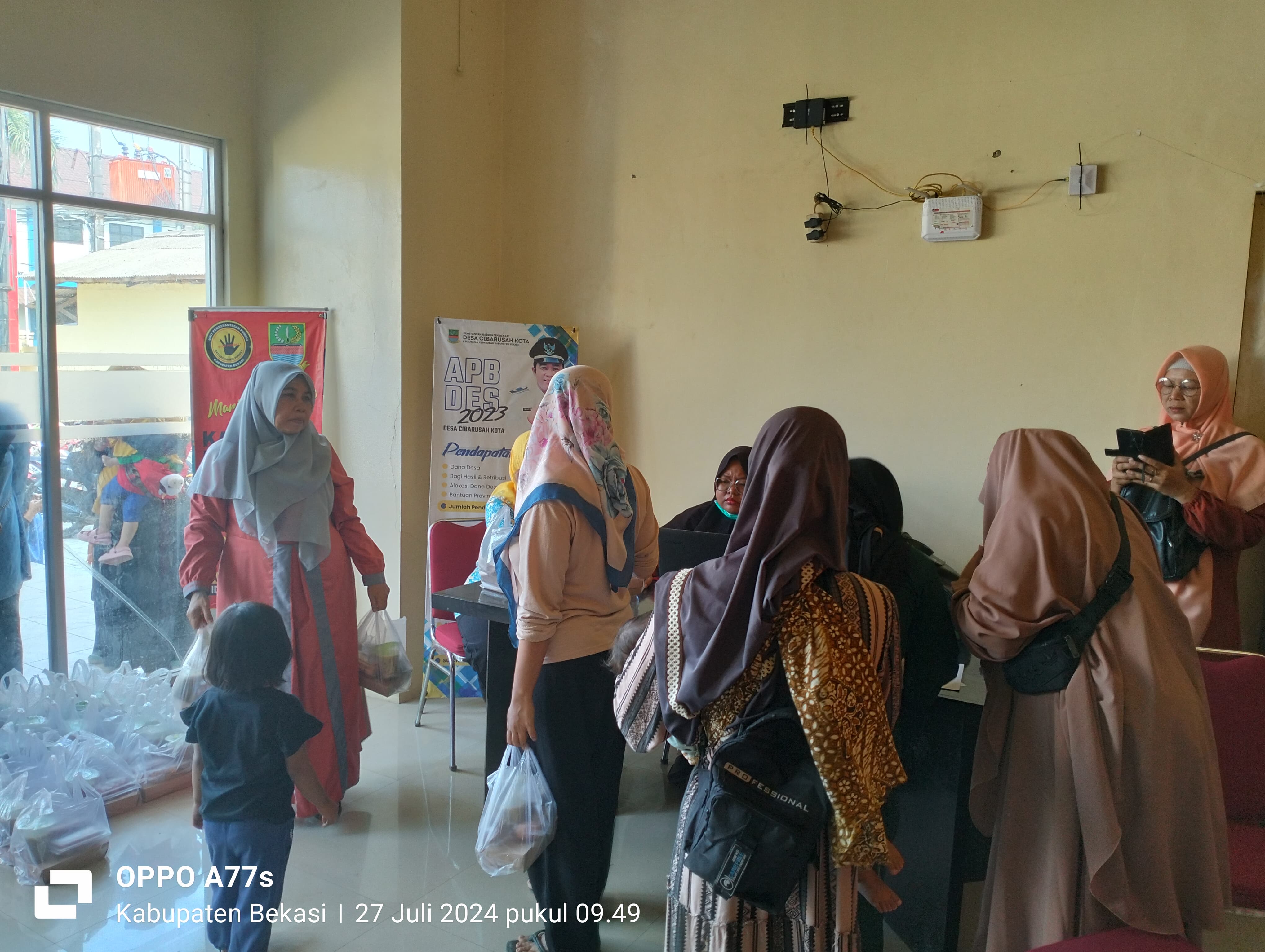 MONITORING CSR PROGRAM PEMBERIAN MAKANAN TAMBAHAN (PMT) DALAM UPAYA PENCEGAHAN DAN PERCEPATAN PENURUNAN STUNTING DI KAB. BEKASI. "NYAK BABE ASUH ANAK STUNTING"