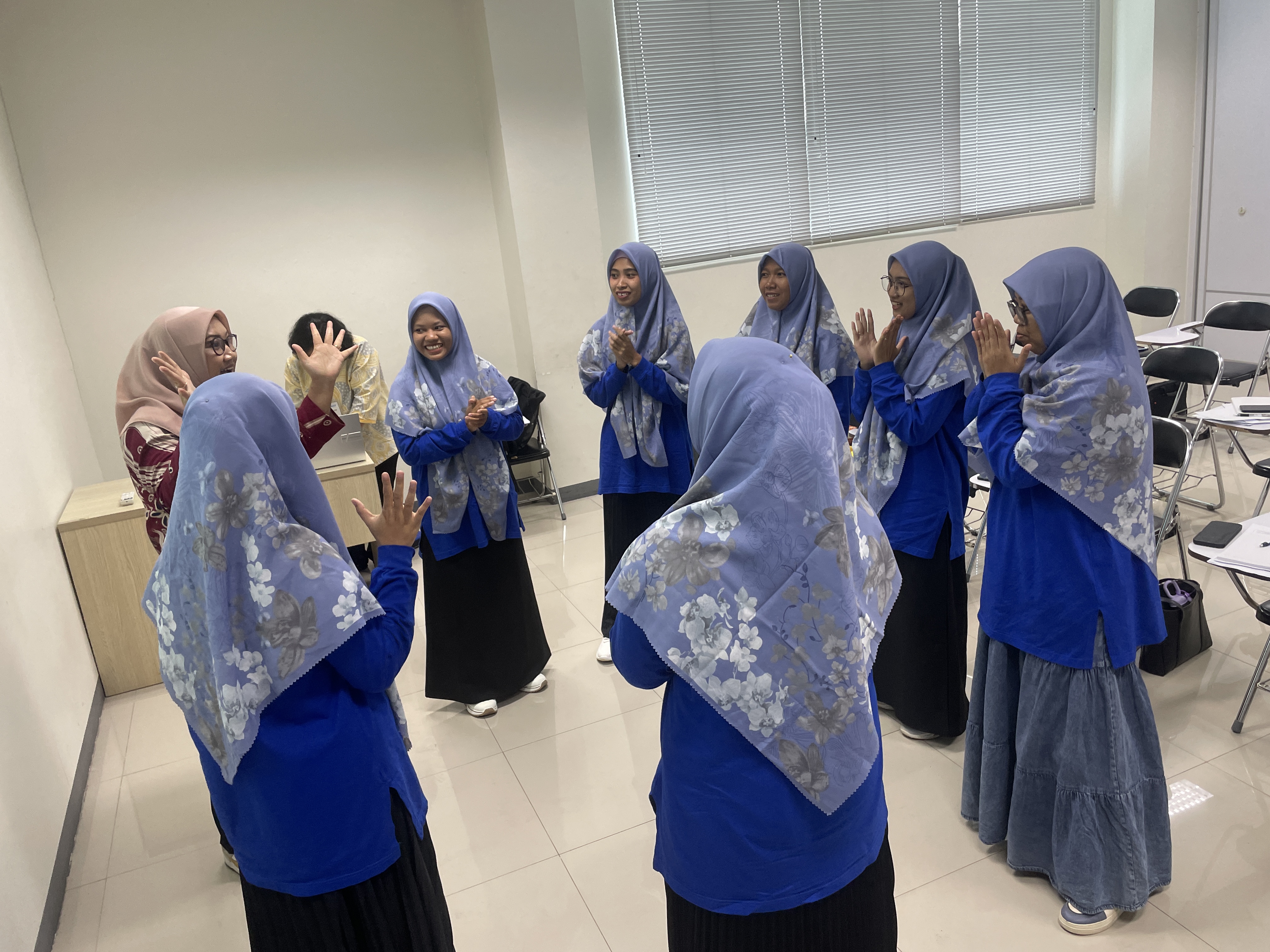 Peningkatan Kompetensi Profesional Guru PAUD