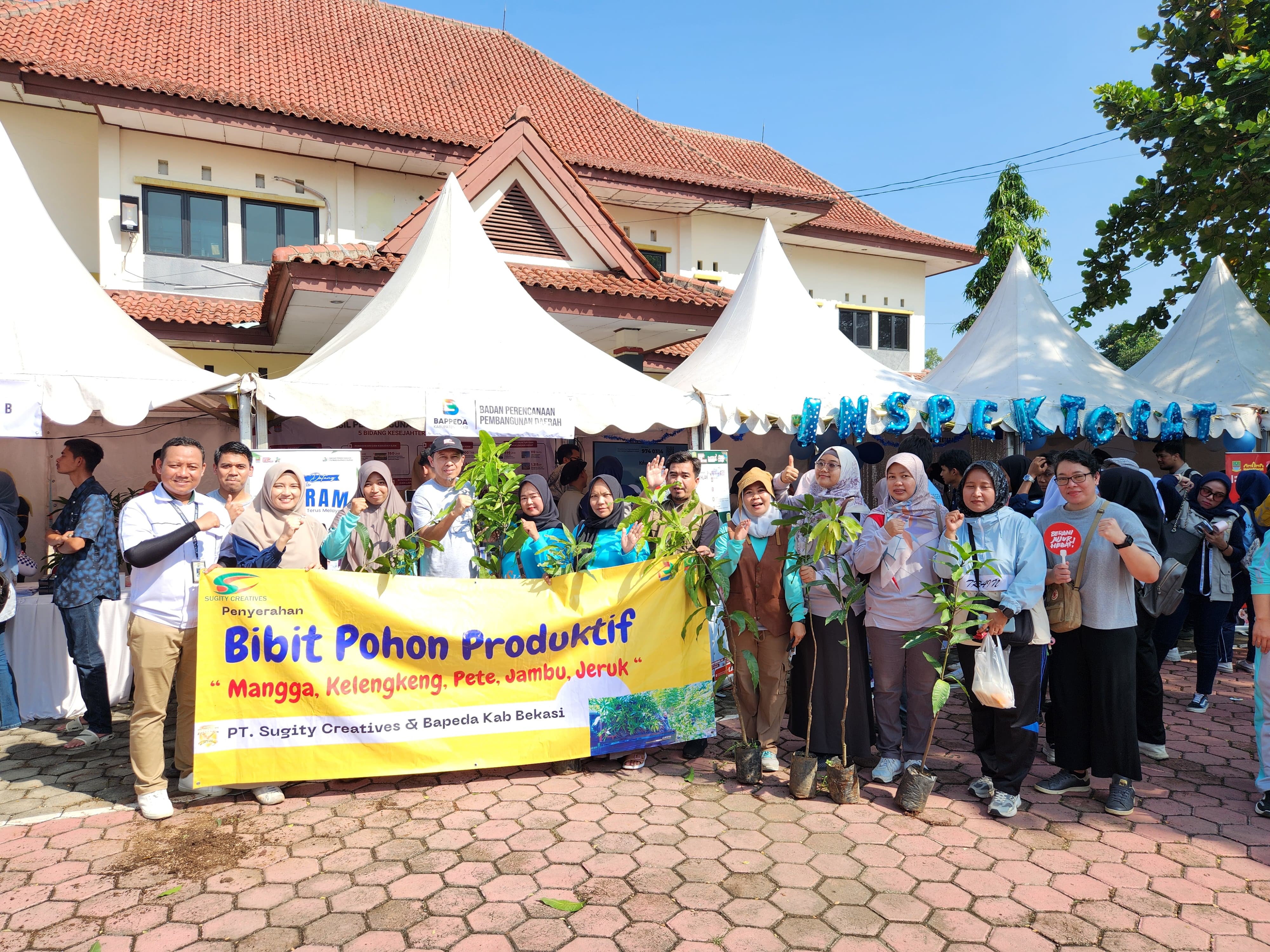 Donasi Bibit Pohon Produktif Dalam Acara Botram