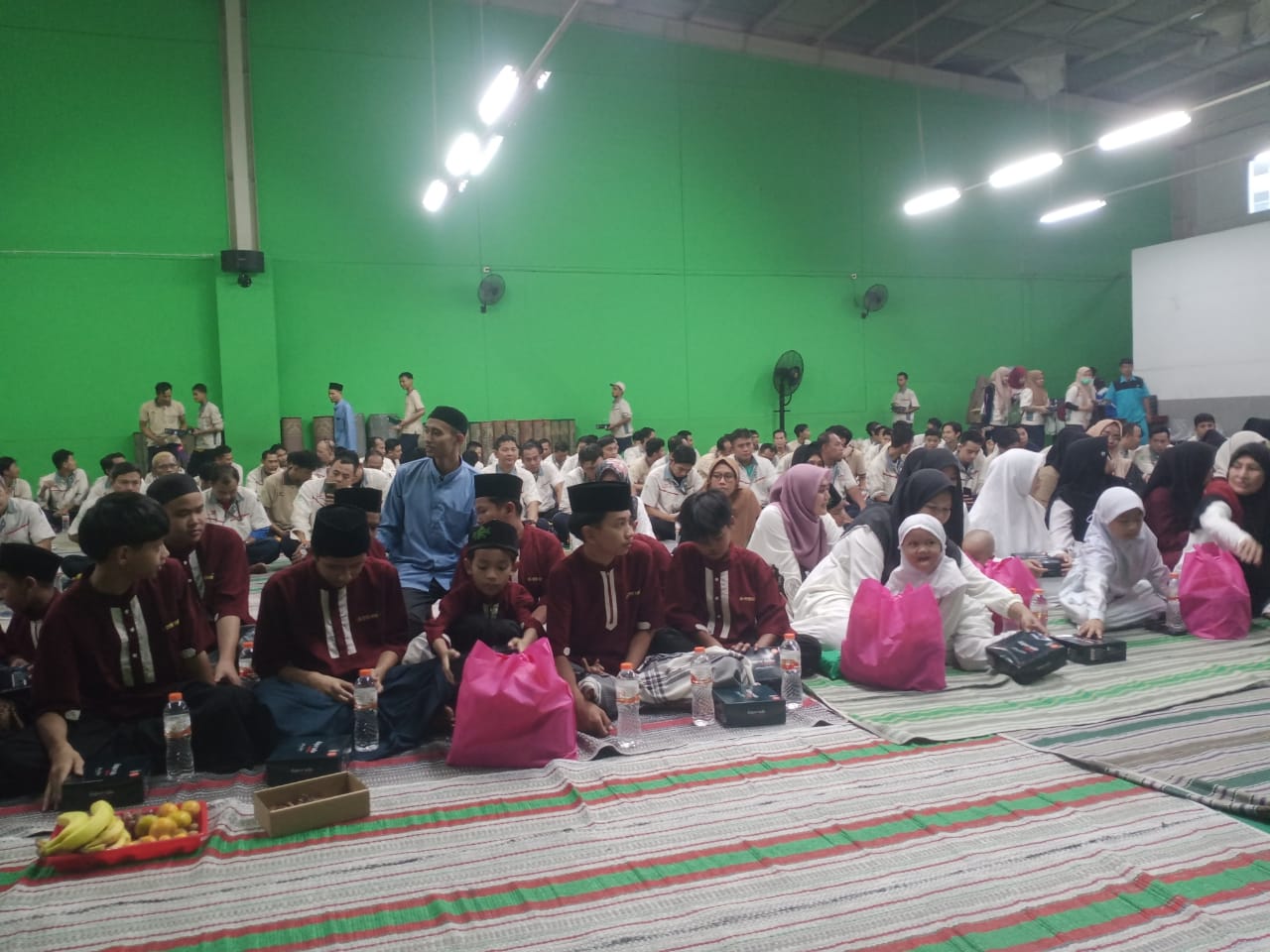 Santunan Anak Yatim Dhuafa Warga Desa Gandamekar