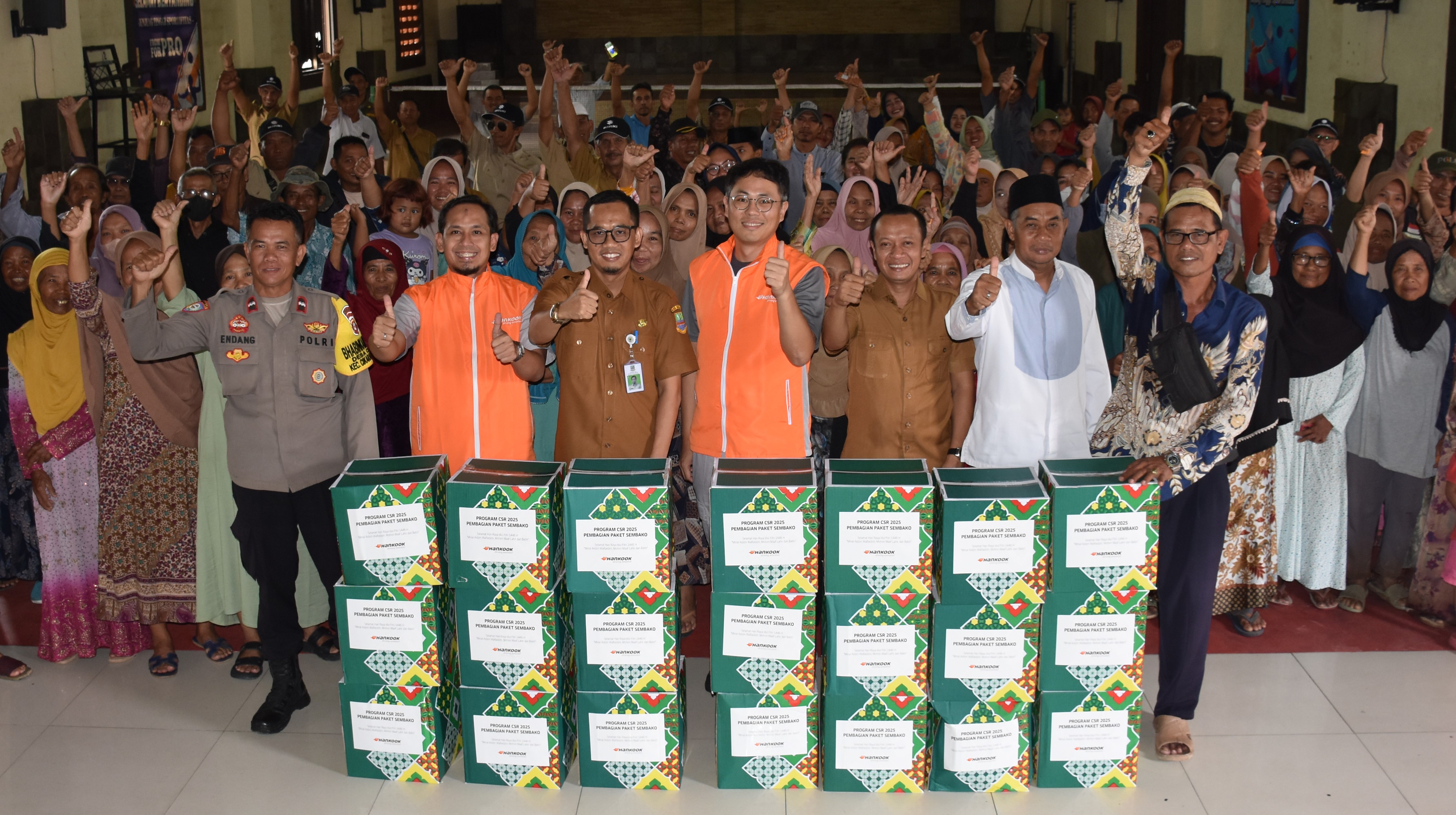 Pembagian sembako, santunan anak yatim dan Buka bersama