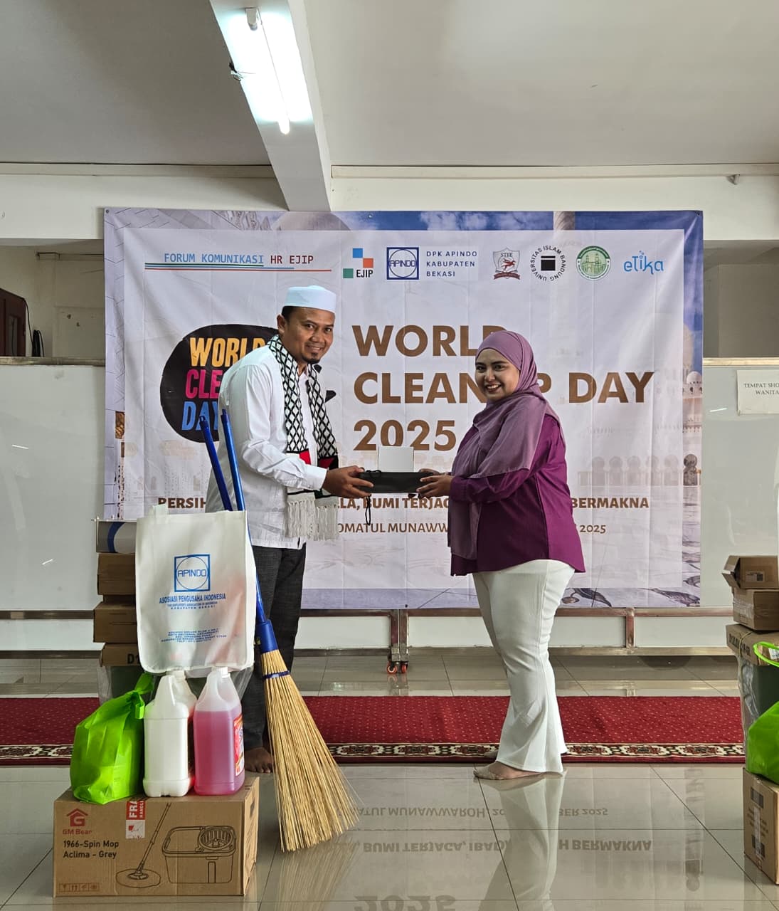 Peringatan World Clean Up Day 2025