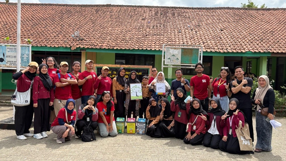 Edukasi Pilah Sampah ke SDN Jatiwangi