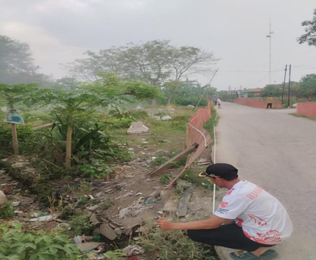 PEMBANGUNAN PEMAGARAN TPU DESA, KP LEMAHABANG RW 006 RW 007, DESA KARANG MUKTI, KECAMATAN KARANG BAHAGIA, KABUPATEN BEKASI