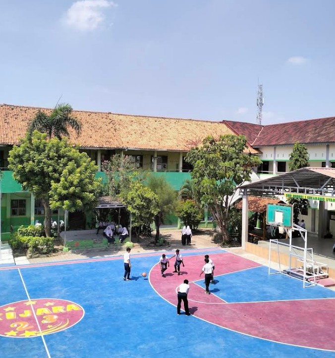 PENATAAN SARANA OLAHRAGA SEKOLAH DI SMPN 1 CIKARANG UTARA 