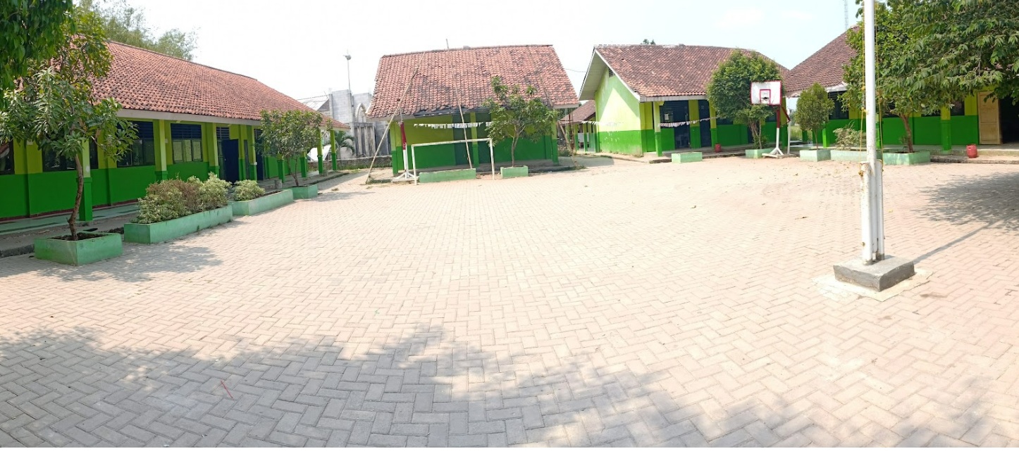 PENATAAN SARANA OLAHRAGA DI SMPN 5 SETU KECAMATAN SETU   