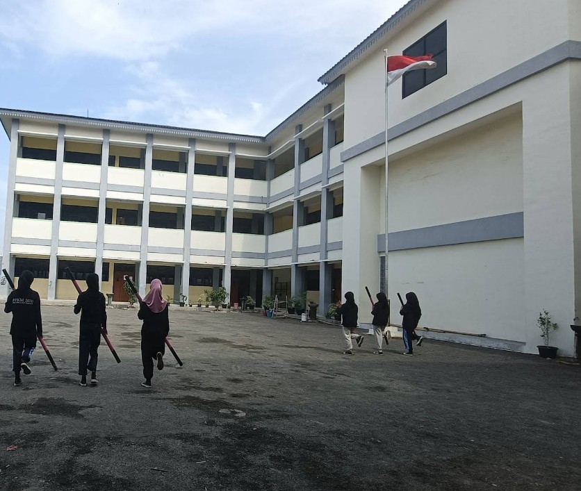 PENATAAN SARANA OLAHRAGA SEKOLAH DI SMPN 6 TAMBUN UTARA