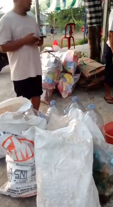 Sarana Prasarana Bank Sampah Harmoni Desa Sukaraya Kecamatan Karangbahagia