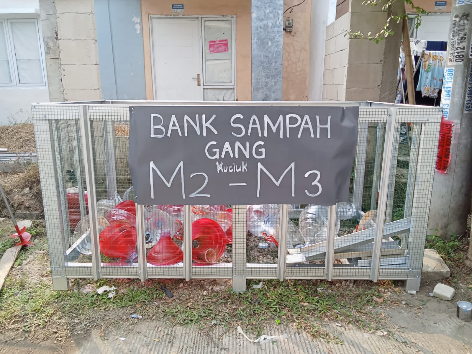 Sarana Prasarana Bank Sampah Perum Griya Mulya Indah RW 018 Desa Jayamulya Kecamatan Serangbaru