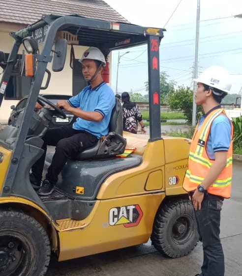 Pelatihan Operator Forklift