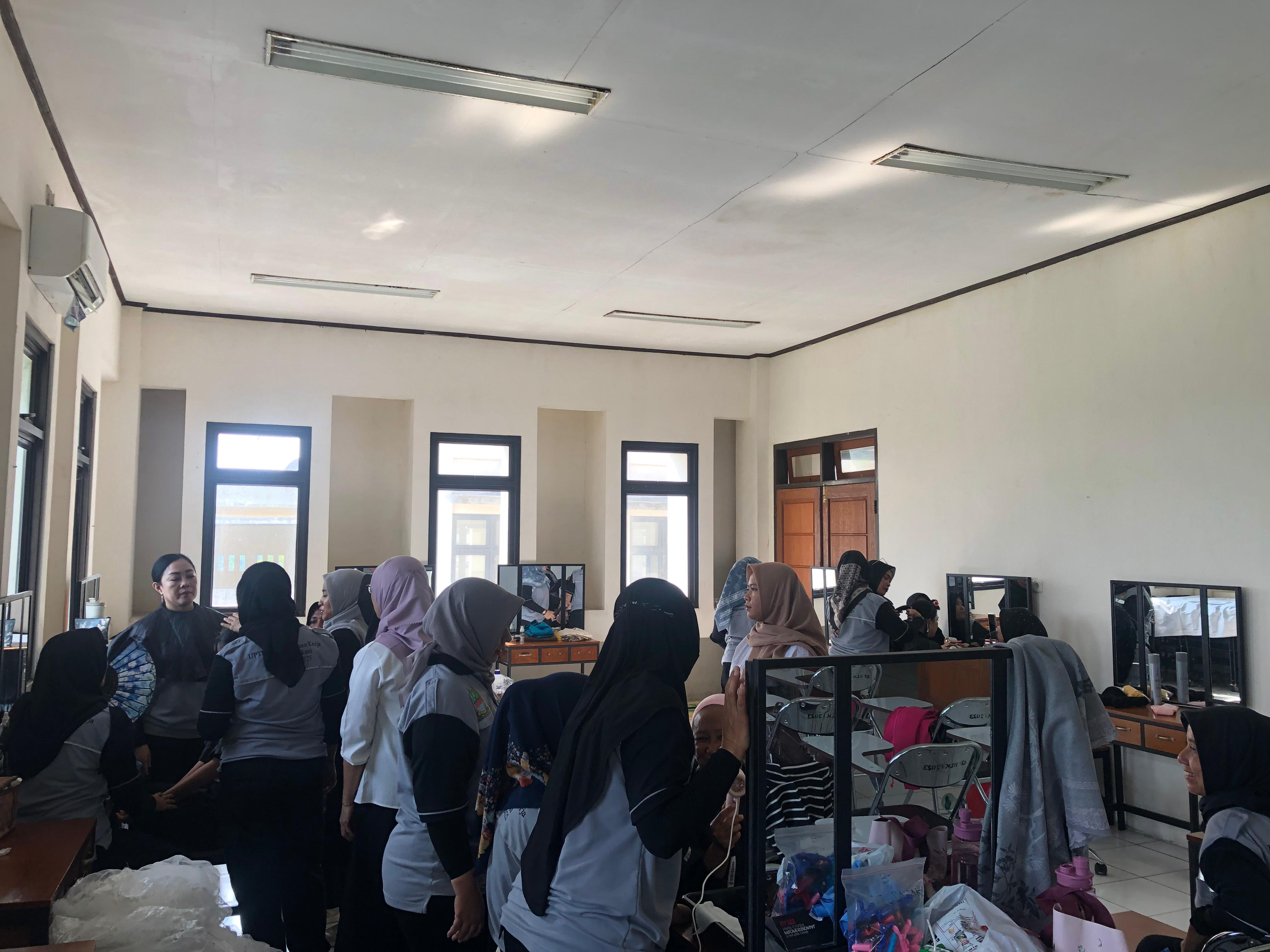 Pelatihan Tata Rias 