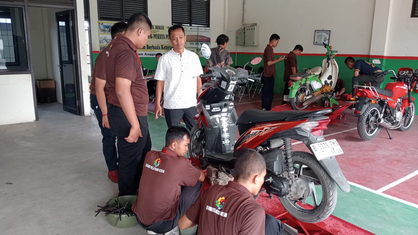 Pelatihan dan Uji Kompetensi Otomotif Sepeda Motor