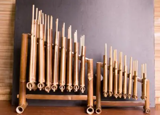 Perangkat Alat Kesenian Angklung SDN Karangmulya 01